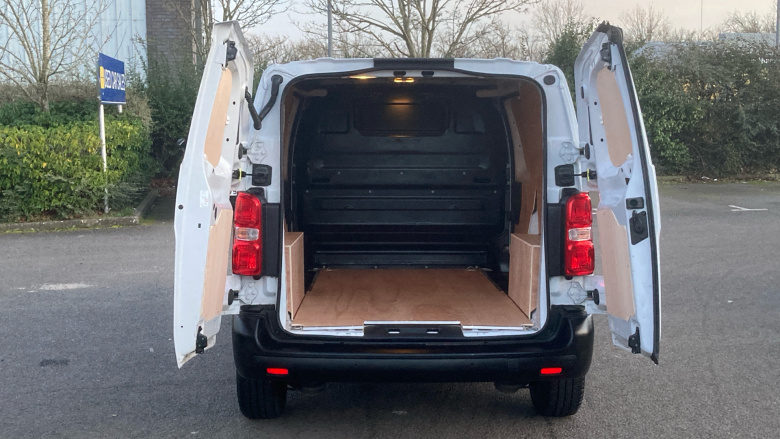 Citroen Dispatch M Diesel 1400 2.0 BlueHDi 145 Van Enterprise Edition